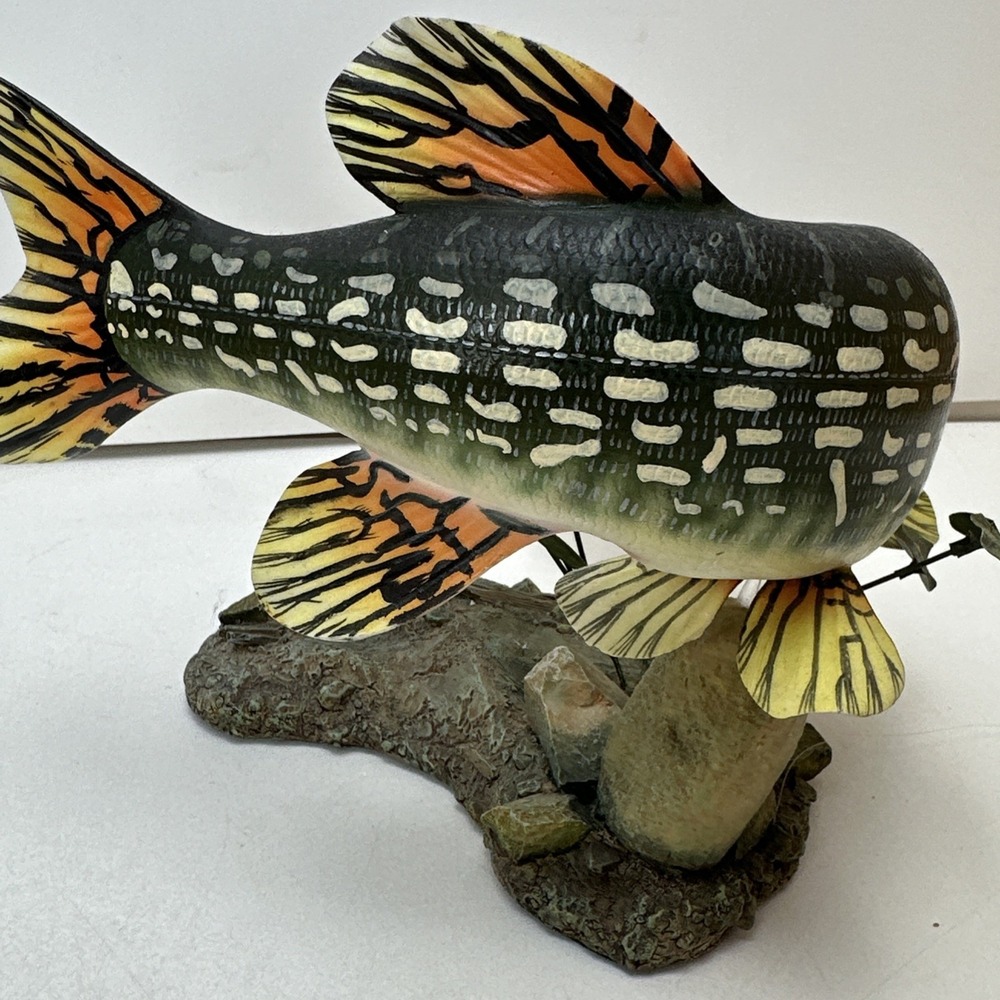 Danbury Mint George Kruth Great Northern Pike Fish Figurine Small Chip - Picture 7 of 16
